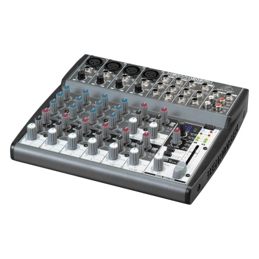 MESA DE SOM BEHRINGER XENYX 1202 — foto 1